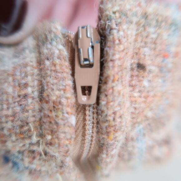 Vintage 60s Tan Plaid Wool A-Line Knee Length Skirt S - Picture 4 of 4